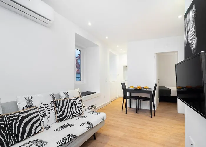 Whome Modern Alfama Explore W/ Comfort & Style *